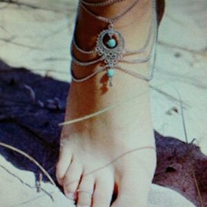 COACHELLA Turquoise  Barefoot Anklet foot Chain.
